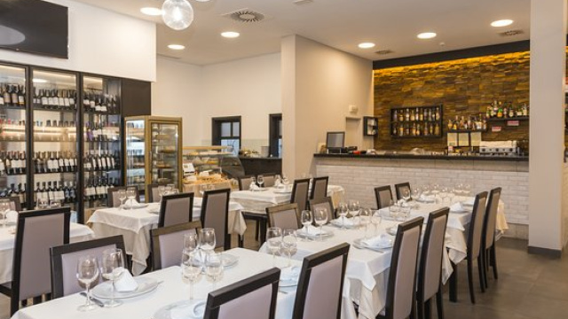 Regional lunch at Cacho D'Oiro Restaurant (drinks included)