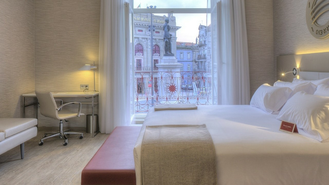 NH Collection Porto Batalha ****