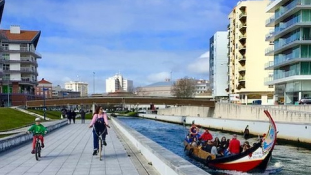 Visite classique de la ville d'Aveiro à vélo