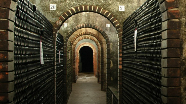 Caves São João - Repas régional et œnologique