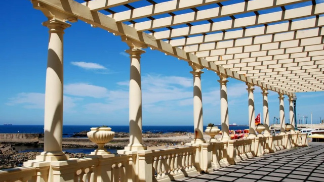 Rota panorâmica do rio até ao oceano - Cena Virtual