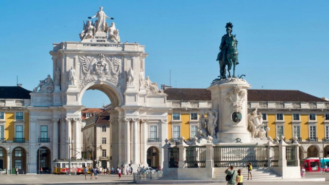 Sesión de Orientación, Taller de Liderazgo y Cena con Vistas Impresionantes