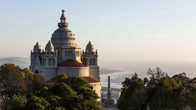 Visit to the Sanctuary of Santa Luzia